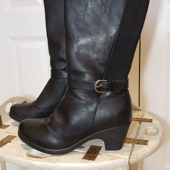 AQUASKIN LADIES INSOLATED WINTER FASHION BOOTS  SIZE 10 BLACK - Picture 1 of 15